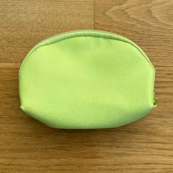 BEIS - The Cosmetic Pouch in Citron - Picture 2 of 5